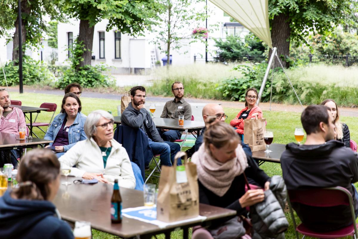 Sfeerfoto van een Klimaatmakers-bijeenkomst in Olen